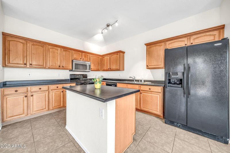 7500 E Deer Valley Rd-14