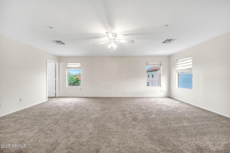 7500 E Deer Valley Rd-23