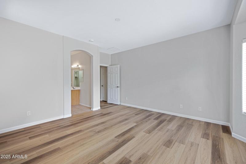 12726 W Charter Oak Rd-25