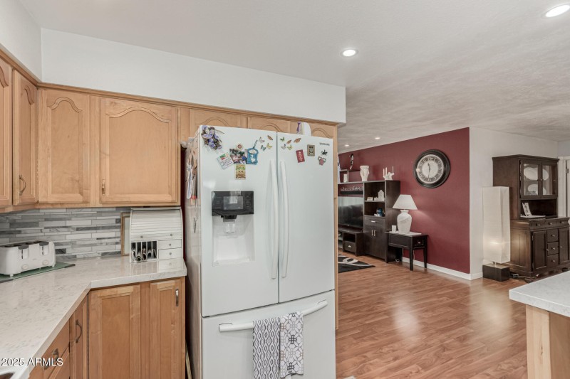 11 - Edgewood 8352
