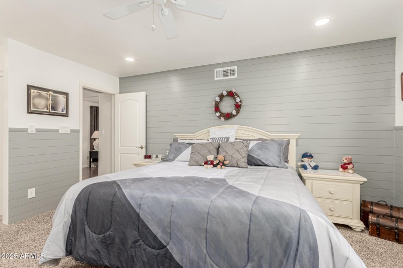 15 - Edgewood 8352