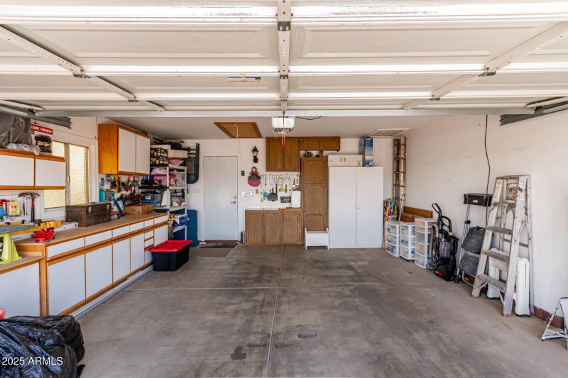 27 - Edgewood 8352