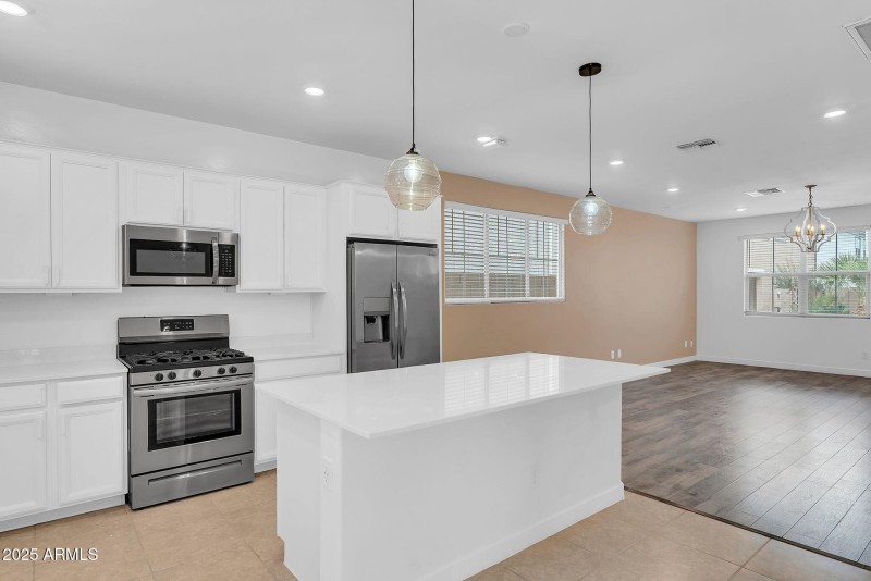 10-web-or-mls-Sabino-11