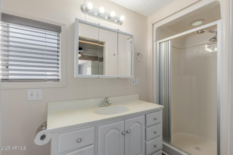 2nd Bathroom