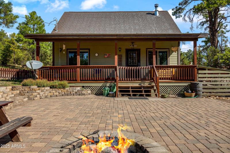 2003 Little Doe Trail, Overgaard, AZ-Cab