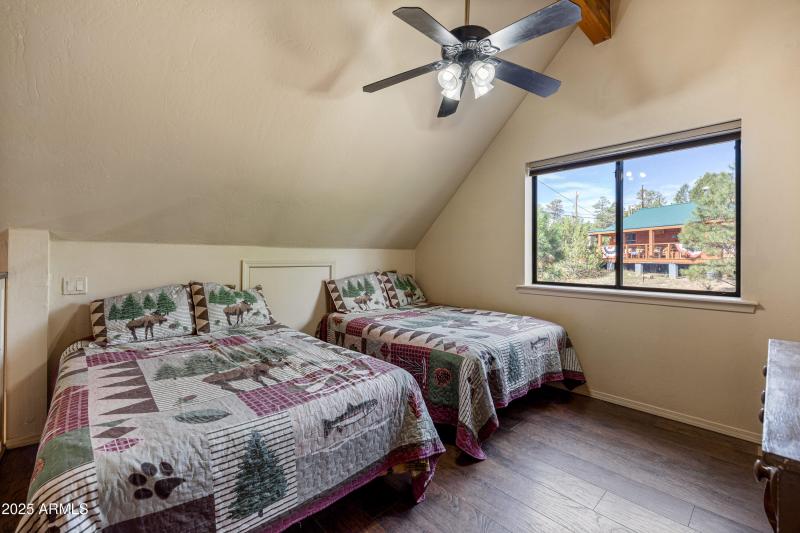 2003 Little Doe Trail, Overgaard, AZ-Cab