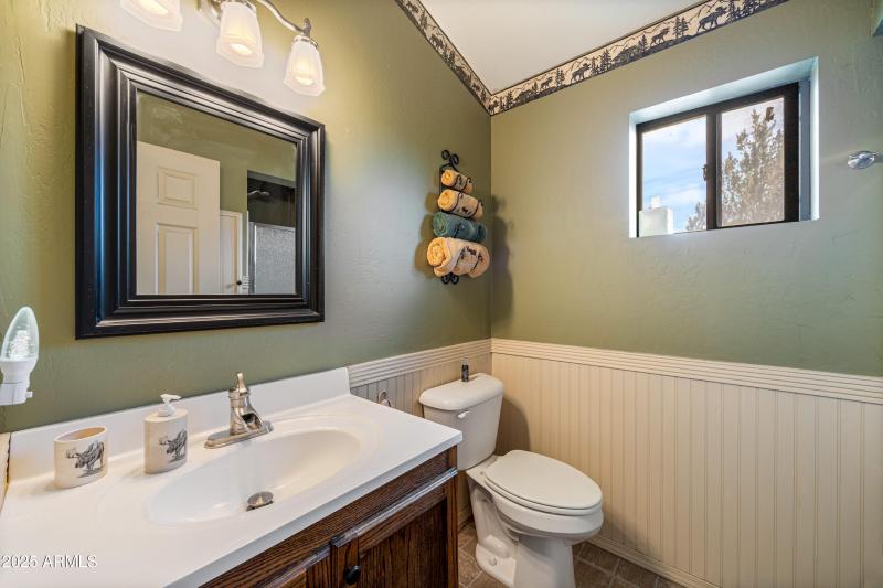 2003 Little Doe Trail, Overgaard, AZ-Cab