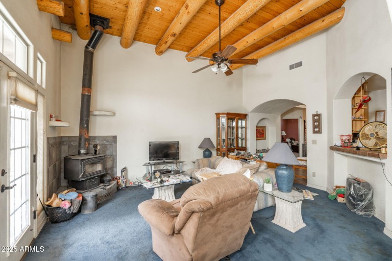 33-web-or-mls-35575-w-pale-moon-rd