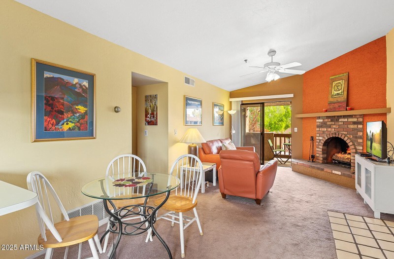 OPEN FLOORPLAN