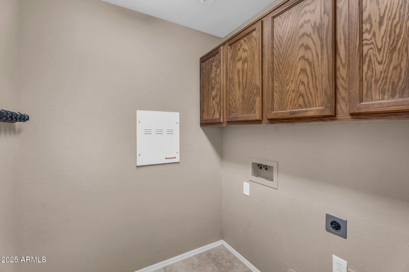 45-web-or-mls-2546 E San Rafael Trail -4