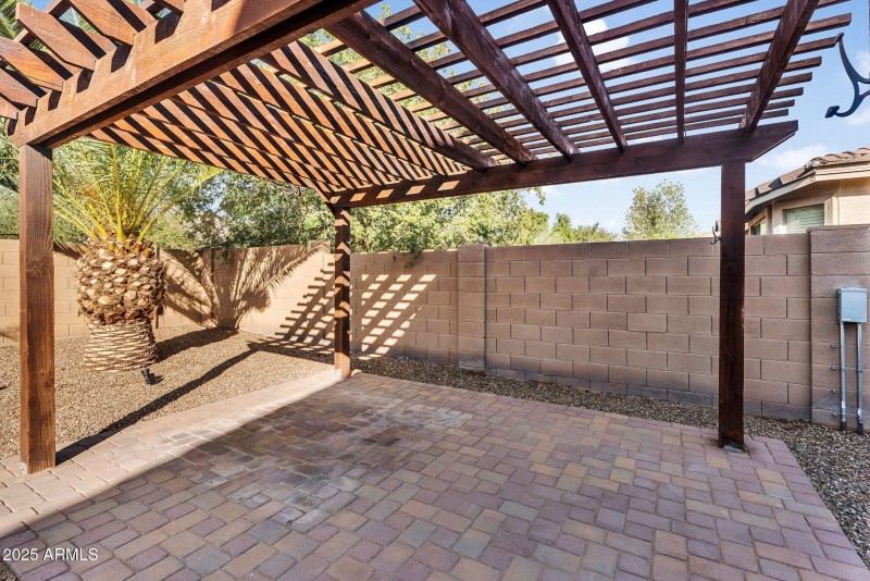 52-web-or-mls-2546 E San Rafael Trail -5