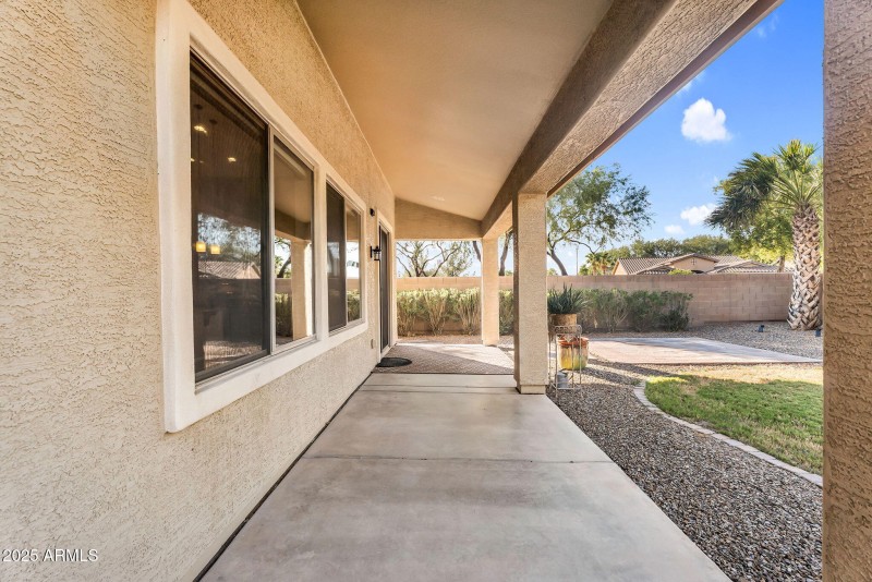 55-web-or-mls-2546 E San Rafael Trail -4