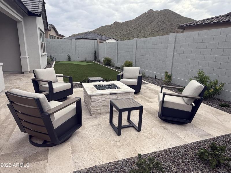 Outdoor Living with Views