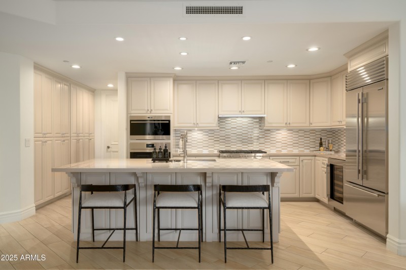 Breakfast Bar