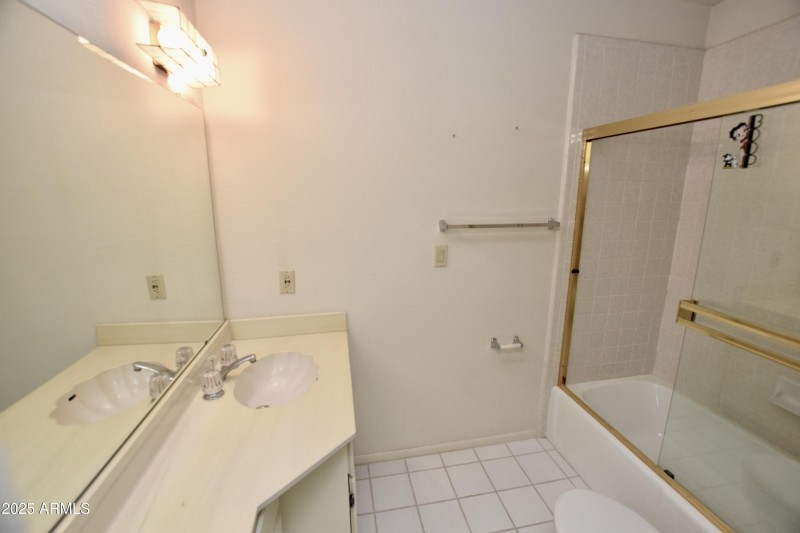 Casita Bathroom