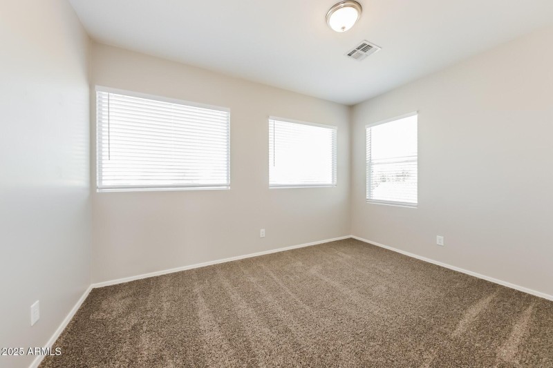 238808-photo-633e42a83c345