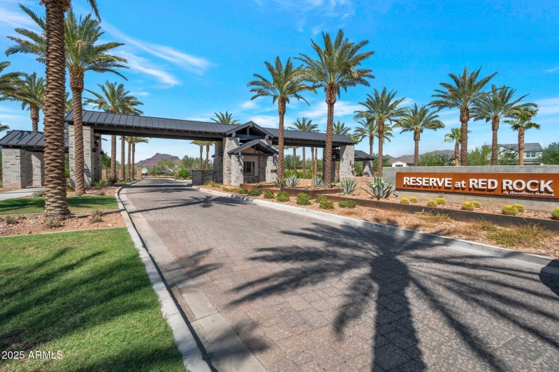 37-web-or-mls-Qp-9094