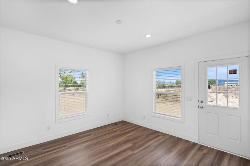 23-Bonus_Office Room