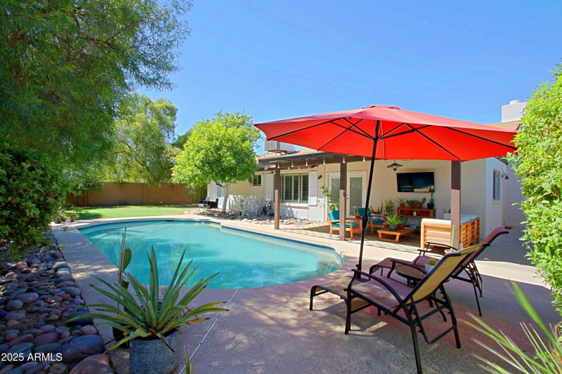 Pool area