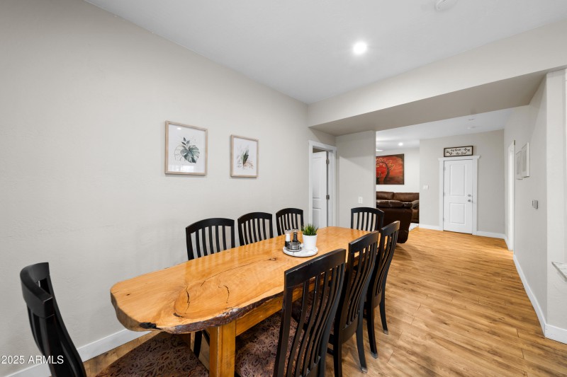 Eat-In Kitchen