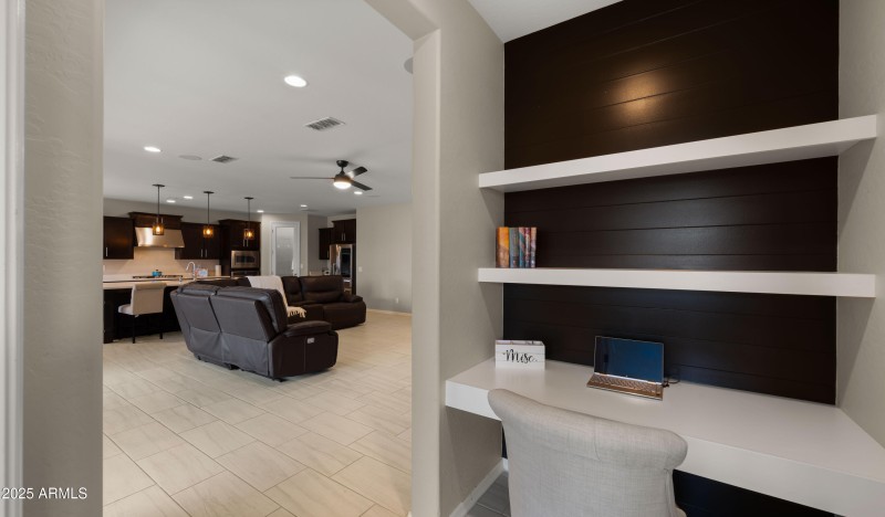 Office Nook1