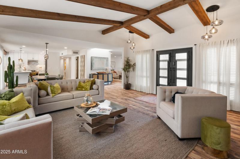 6504-W-Corrine-Dr-20