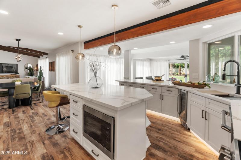 6504-W-Corrine-Dr-29