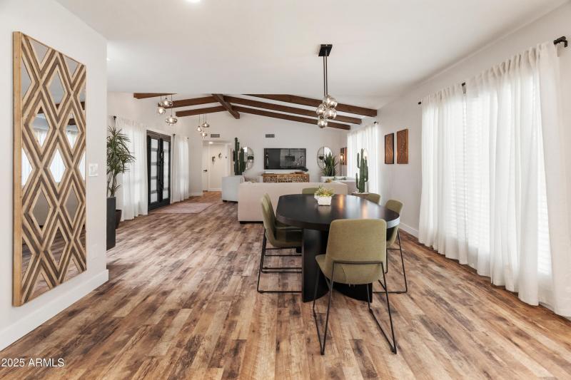 open-concept-entertainer-