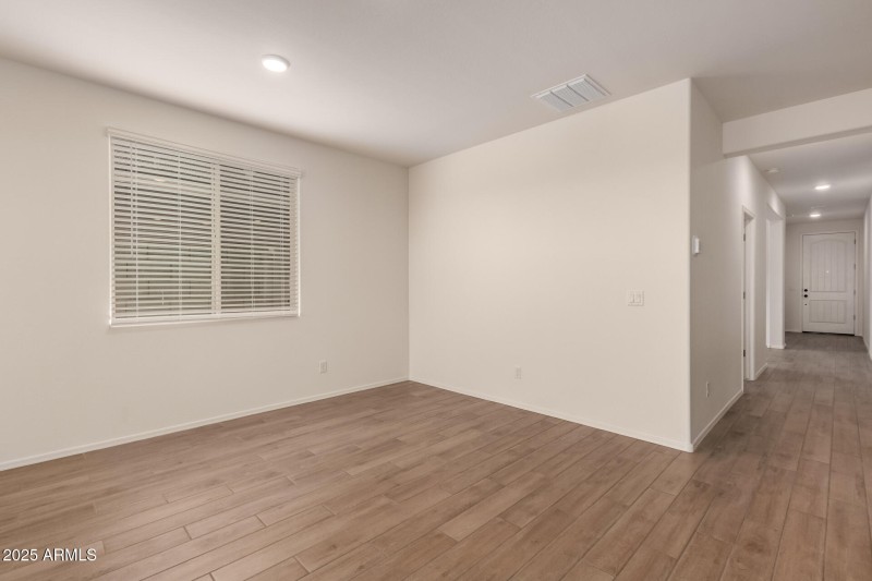 07 - Soft Wind 18253