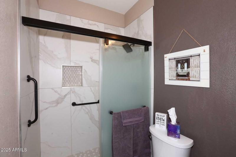 Next-Gen-Ensuite Shower