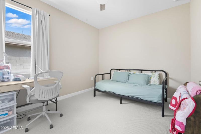 13-web-or-mls-1055 W Tuli Way-13