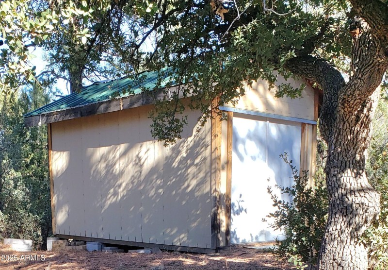 Shed W side
