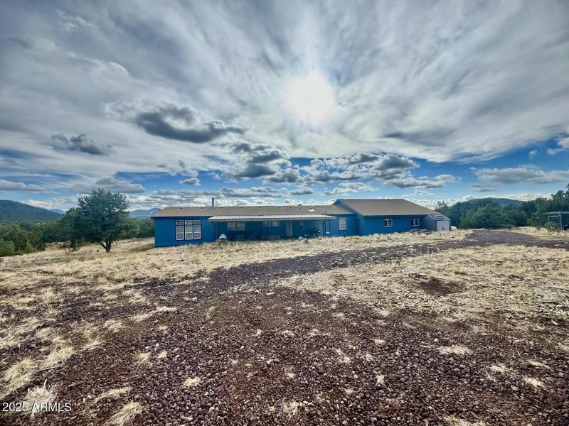 Back of House Looking West1