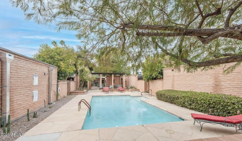 Spanish Gardens Pool