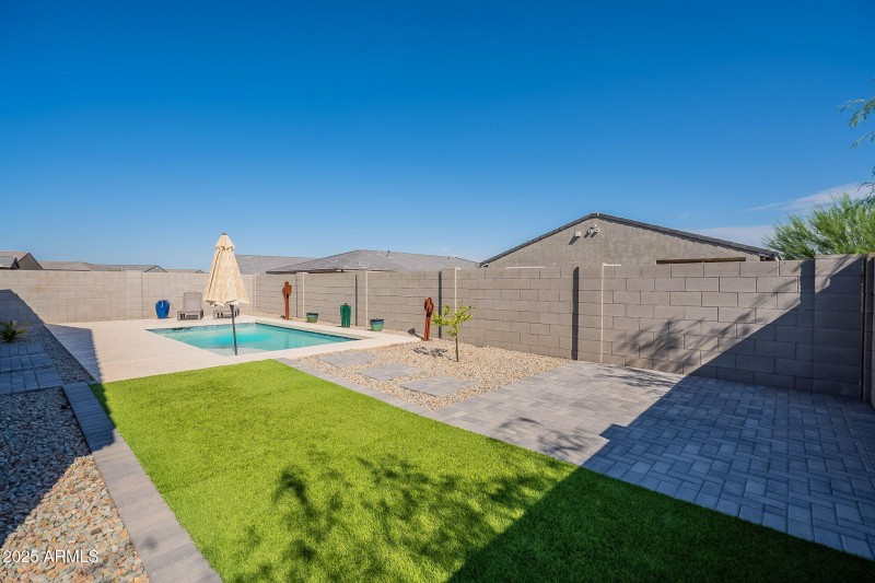 60-web-or-mls-Marin -60