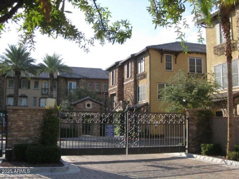 20150214004946270434000000-o