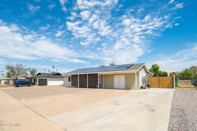 40-web-or-mls-557-s-visalia