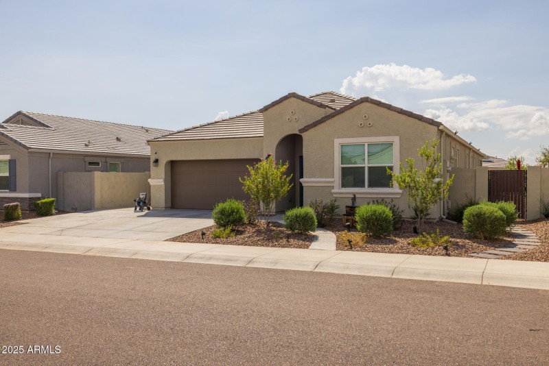 2)FRONT OF HOME