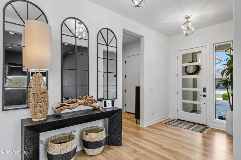 4030 W Serpentine Dr-5