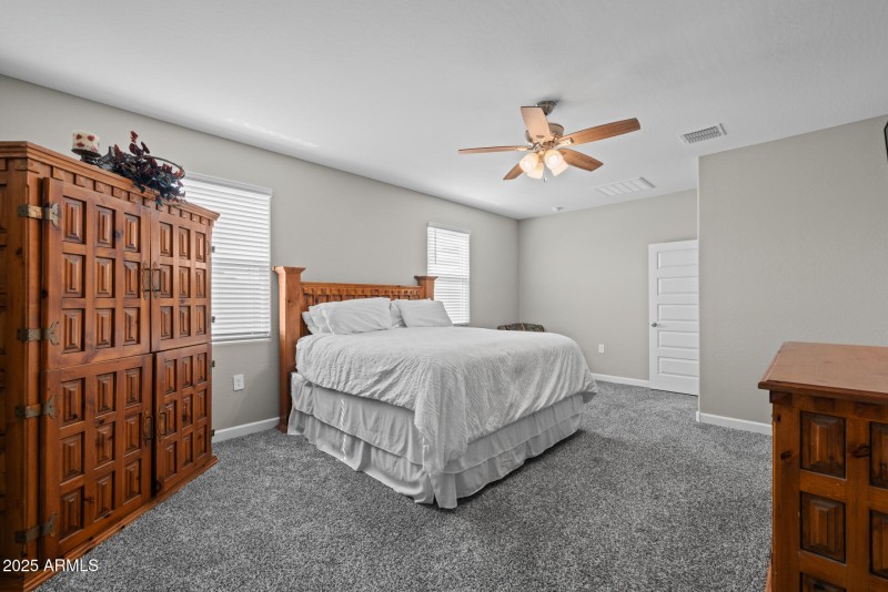 16)PRIMARY BEDROOM