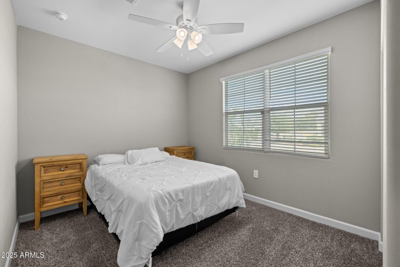 23)BED 4