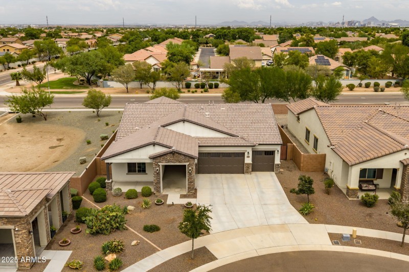 7-web-or-mls-2228 W Caldwell St, Phoenix