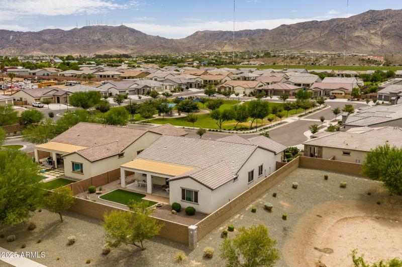 53-web-or-mls-2228 W Caldwell St, Phoeni