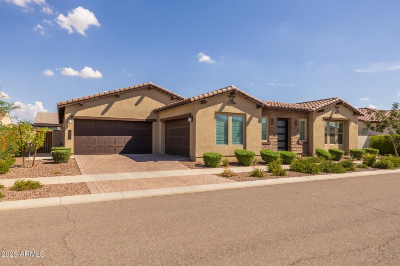 2)FRONT OF HOME