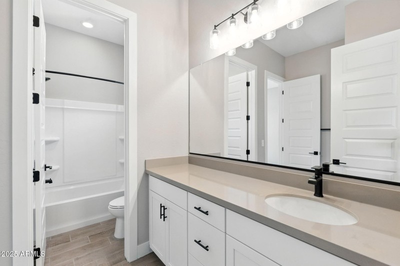 38-web-or-mls-Desert-38