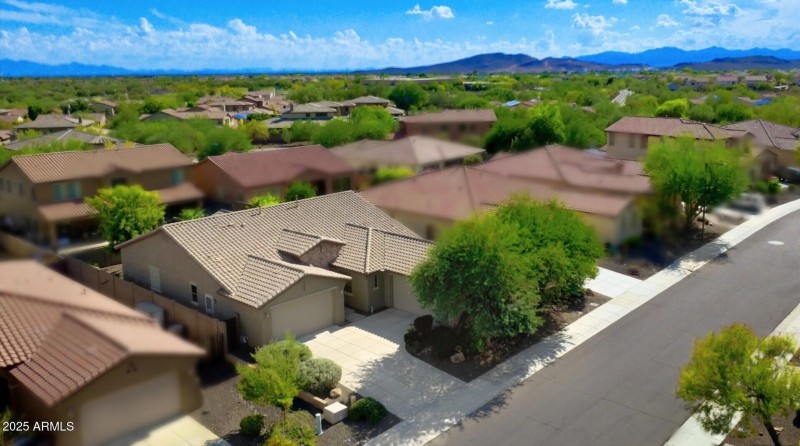 thumbnail_Palo Brea Lane (1)