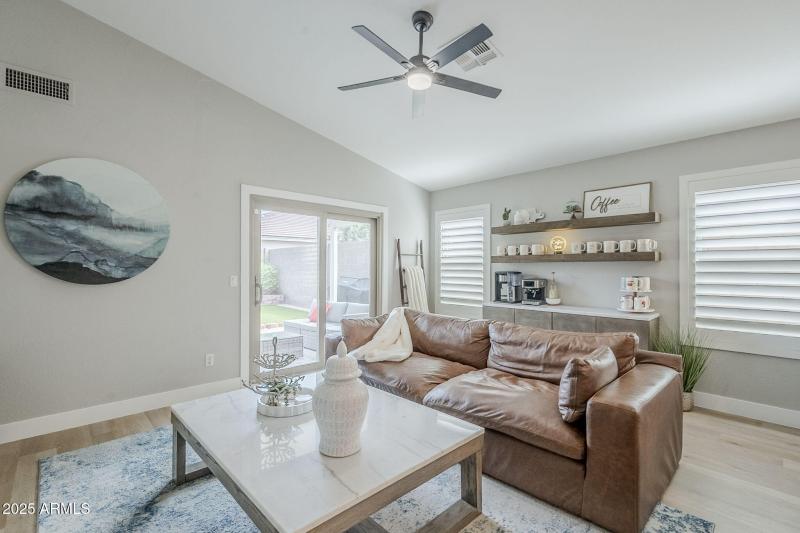 16-web-or-mls-Millbrae-16