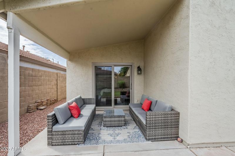 33-web-or-mls-Millbrae-33