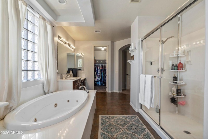 Jetted Tub + WalkIn Shower