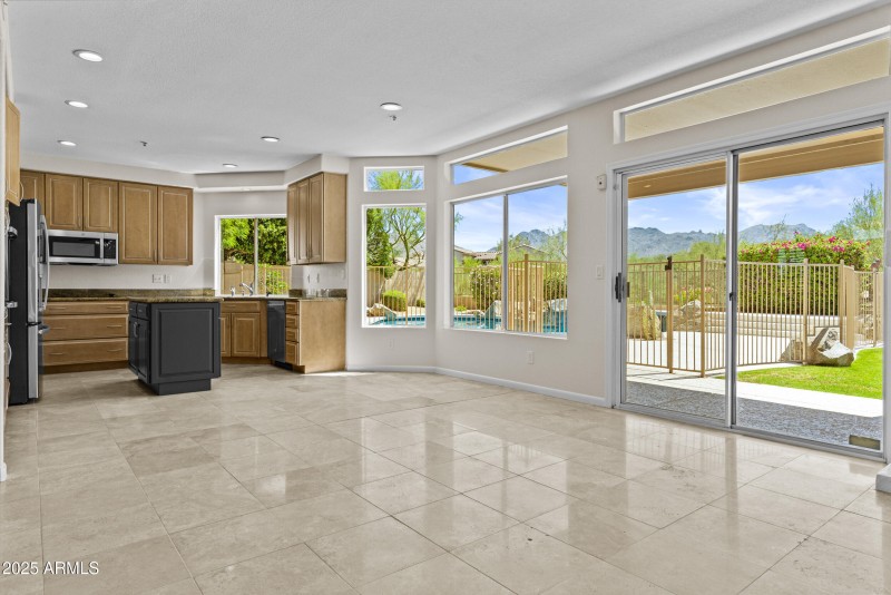 Pretty Views to Backyard